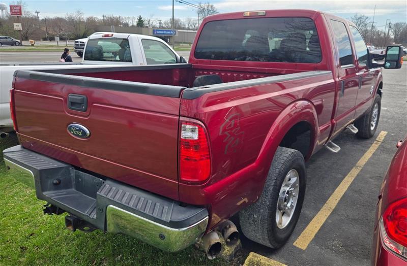 Ford F-250 SD XLT Crew Cab 4WD 2016