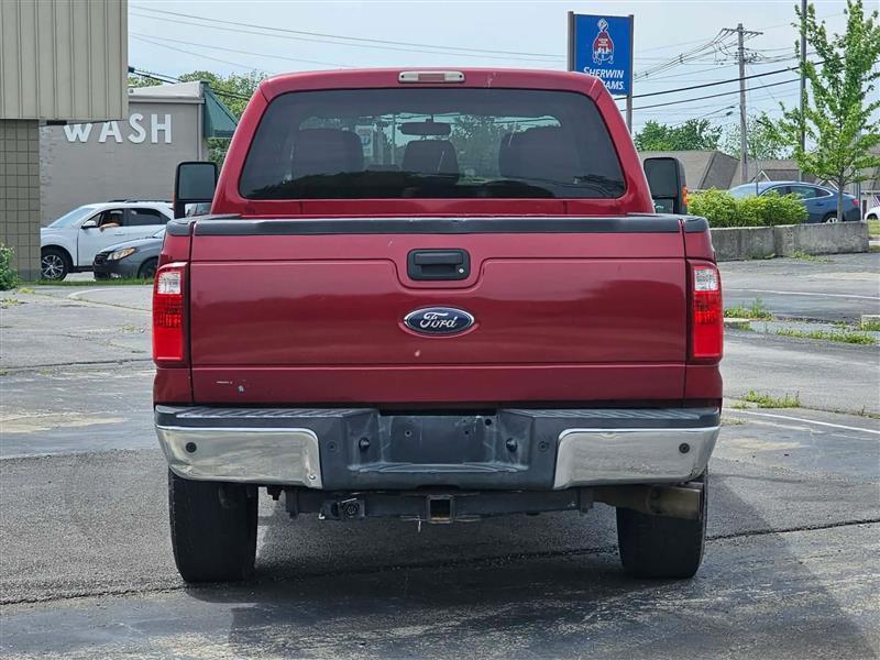 Ford F-250 SD XLT Crew Cab 4WD 2016