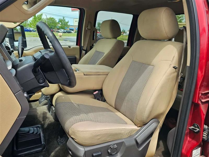 Ford F-250 SD XLT Crew Cab 4WD 2016