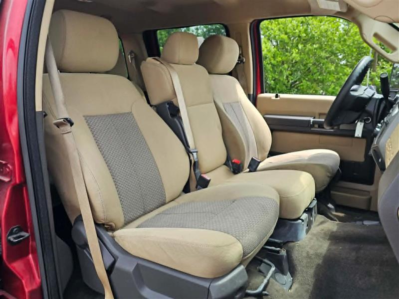 Ford F-250 SD XLT Crew Cab 4WD 2016