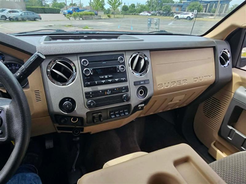 Ford F-250 SD XLT Crew Cab 4WD 2016