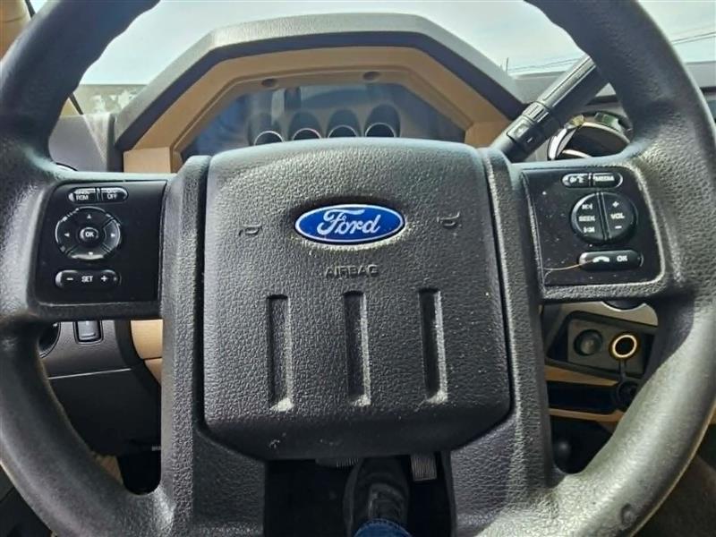Ford F-250 SD XLT Crew Cab 4WD 2016