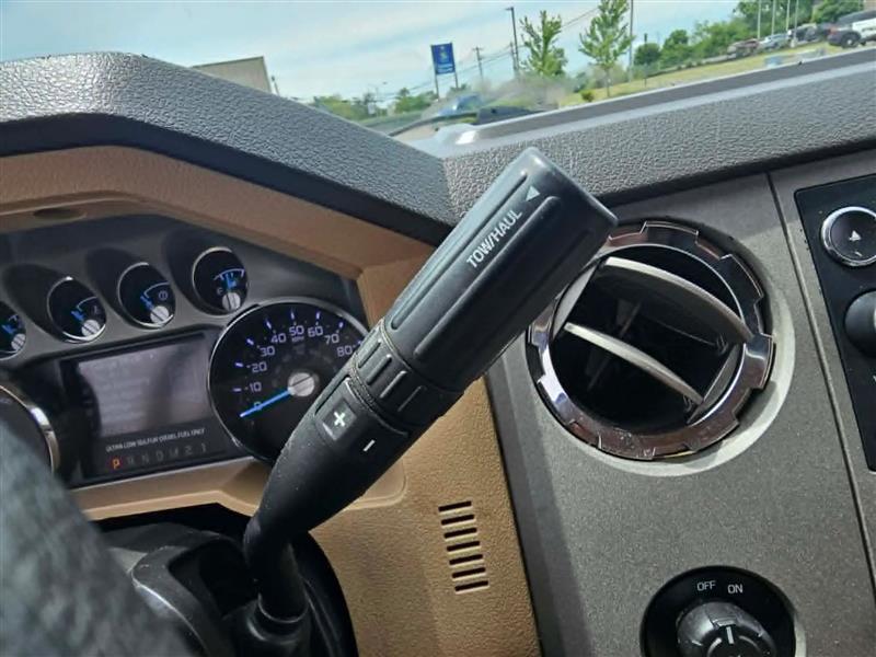 Ford F-250 SD XLT Crew Cab 4WD 2016