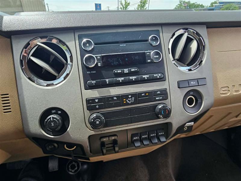 Ford F-250 SD XLT Crew Cab 4WD 2016