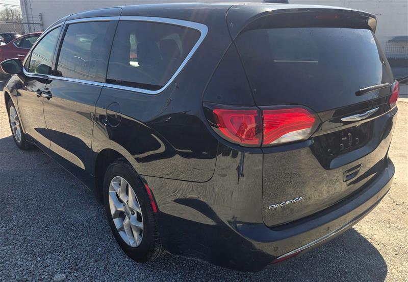 Chrysler Pacifica Touring Plus 2018