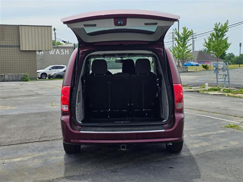 Dodge Grand Caravan SE 2017