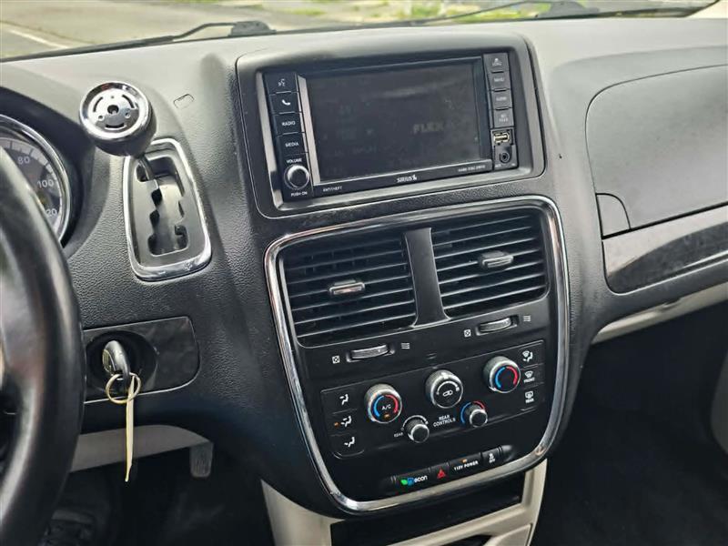Dodge Grand Caravan SE 2017