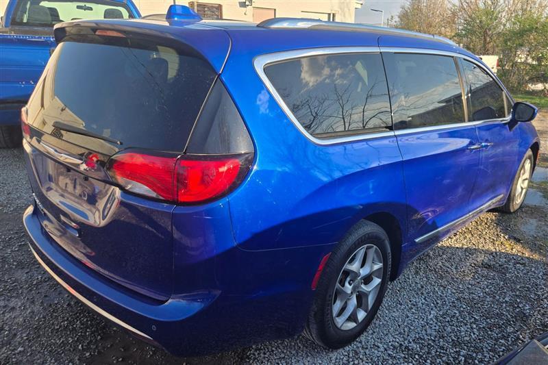 Chrysler Pacifica Touring-L Plus 2018