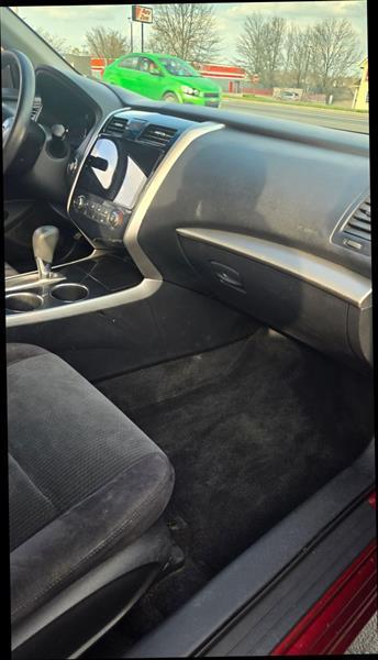 Nissan Altima 2.5 S 2013
