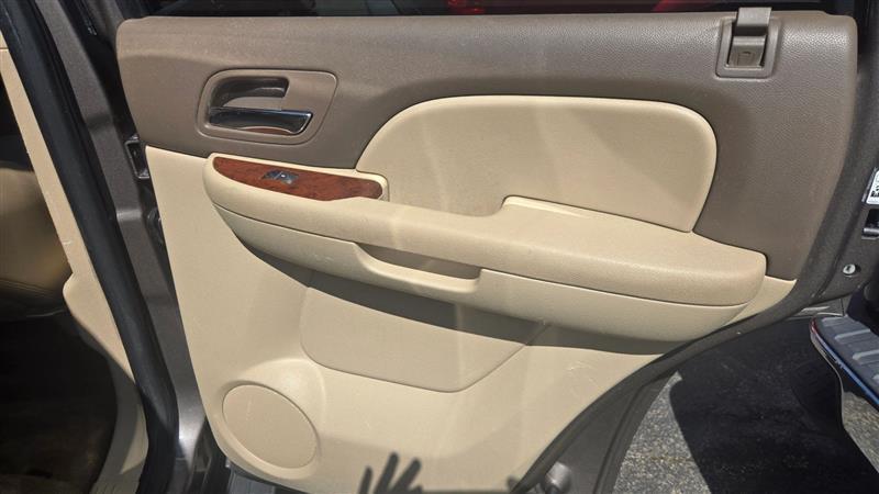 Chevrolet Tahoe LT 4WD 2012