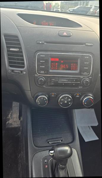 Kia Forte LX w/Popular Package 2016