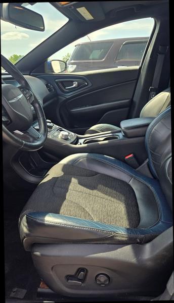 Chrysler 200 S AWD 2015