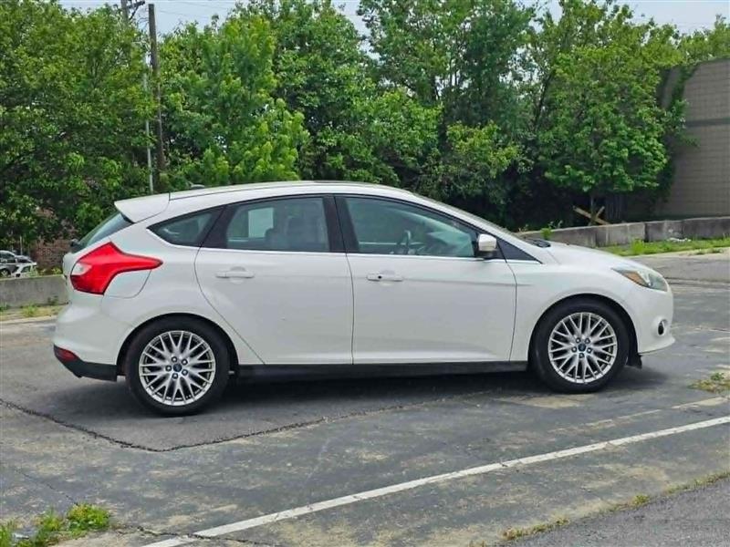 Ford Focus Titanium Hatch 2013