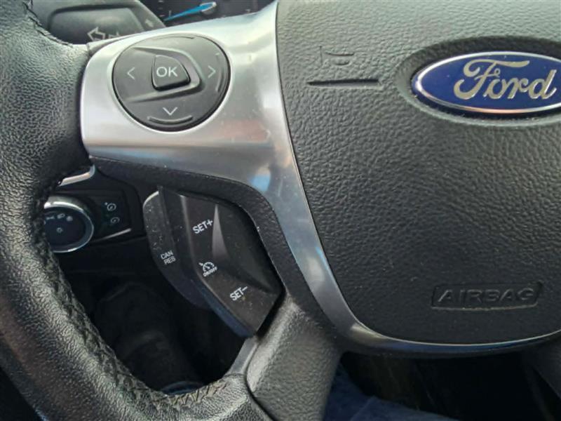 Ford Focus Titanium Hatch 2013