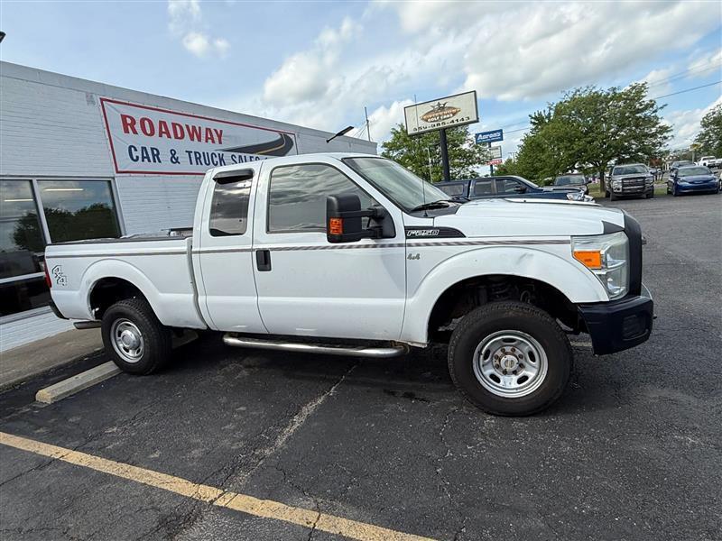 2016 Ford F-250 XLT 4x4 SuperCab 8' Box's photo