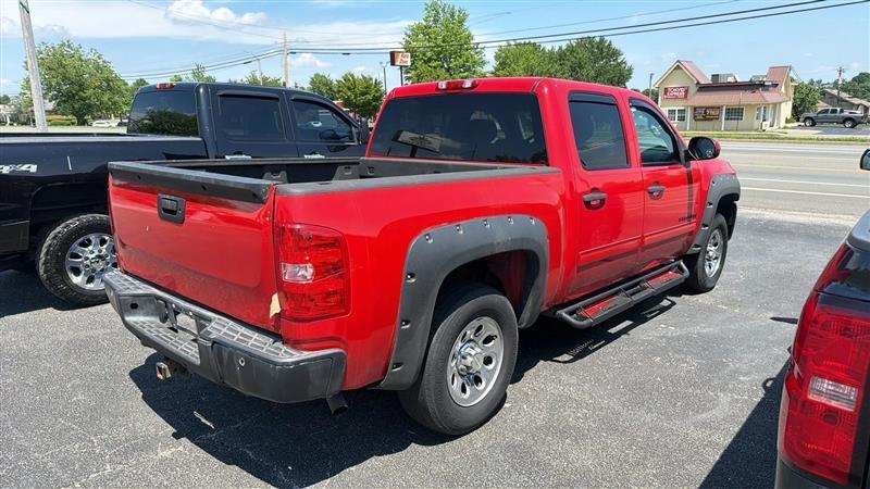 Chevrolet Silverado 1500 LT Crew Cab 4WD 2013