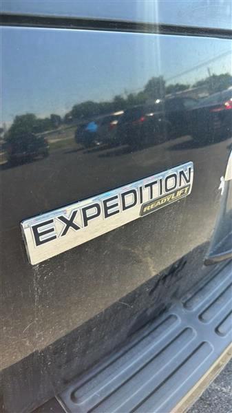 Ford Expedition XLT 4WD 2010
