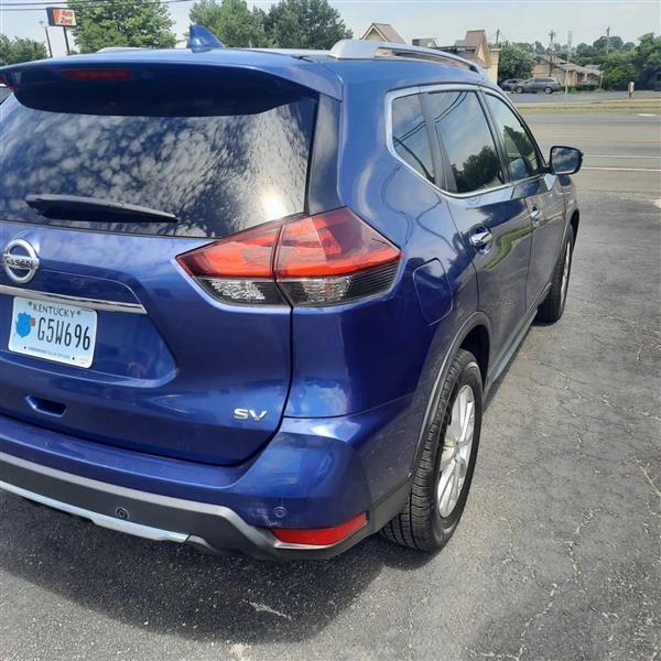 Nissan Rogue SV 2WD 2020