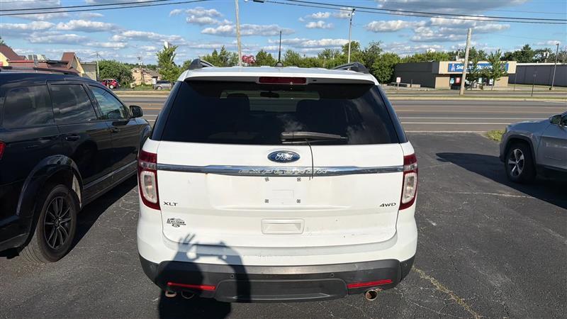 Ford Explorer XLT 4WD 2013