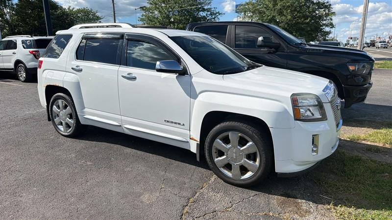 2013 GMC Terrain AWD Denali's photo