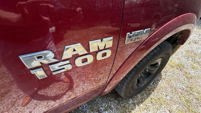 RAM 1500 SLT Quad Cab 4WD 2014