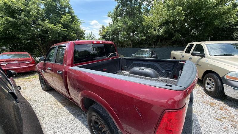 RAM 1500 SLT Quad Cab 4WD 2014