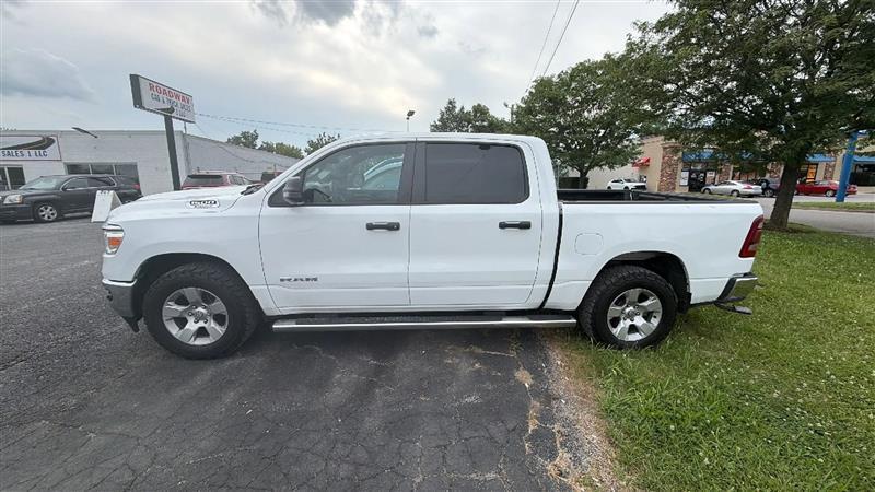 RAM 1500 Big Horn Crew Cab SWB 4WD 2023