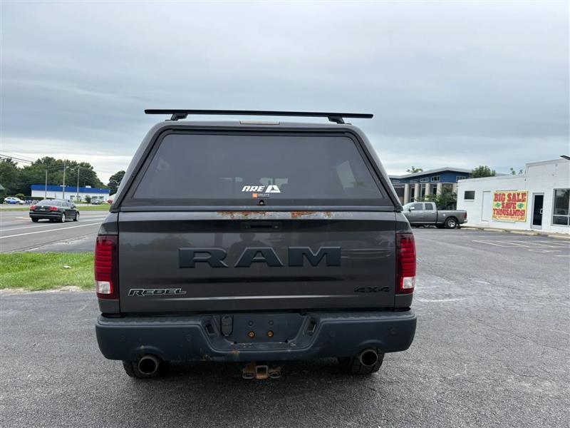RAM 1500 Rebel Crew Cab SWB 4WD 2018