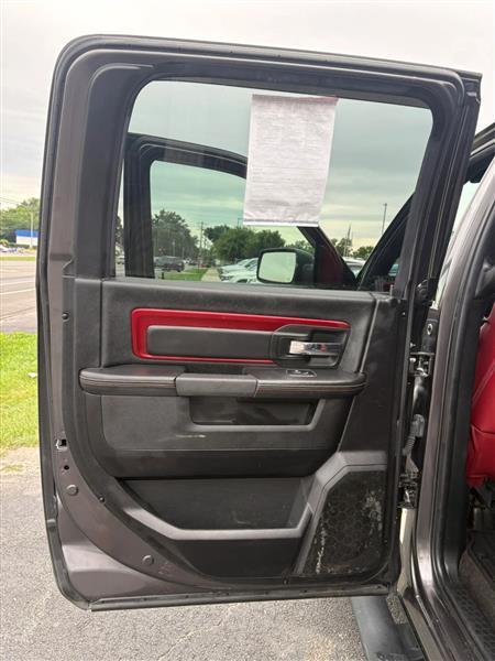 RAM 1500 Rebel Crew Cab SWB 4WD 2018