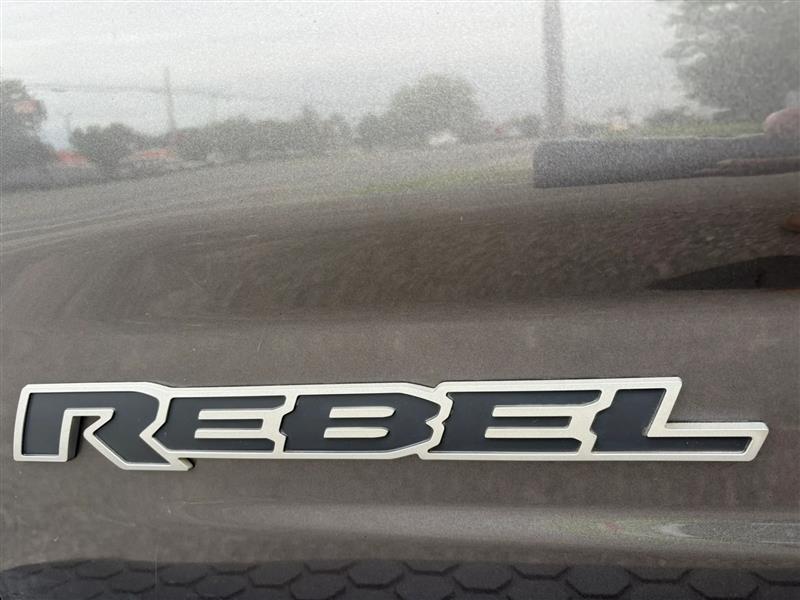 RAM 1500 Rebel Crew Cab SWB 4WD 2018