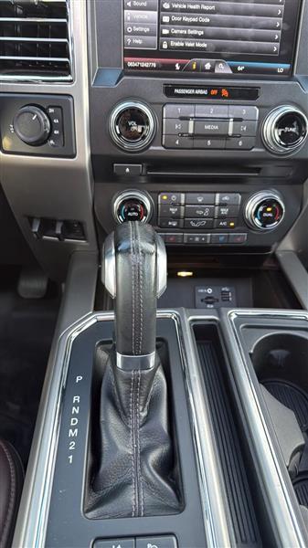 Ford F-150 Platinum SuperCrew 5.5-ft. Bed 4WD 2015