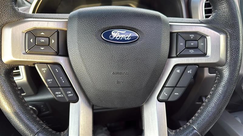 Ford F-150 Platinum SuperCrew 5.5-ft. Bed 4WD 2015