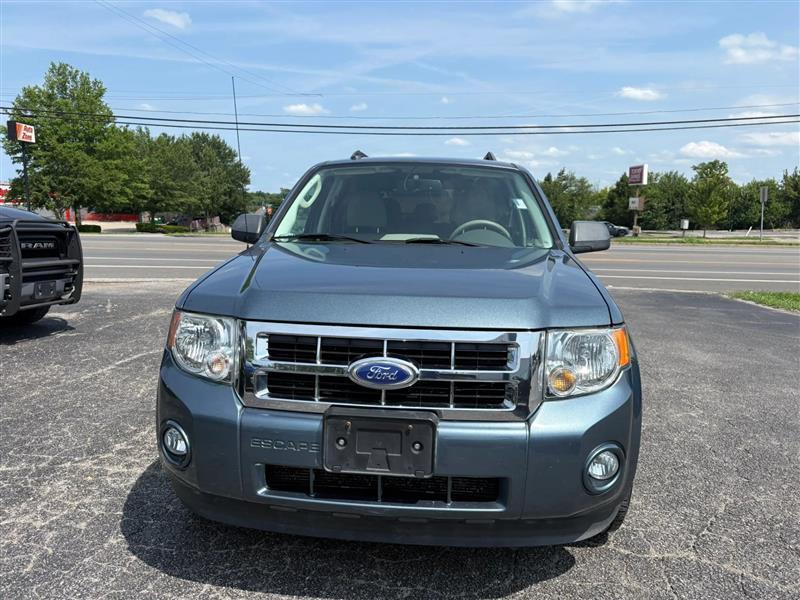 Ford Escape XLT FWD 2011