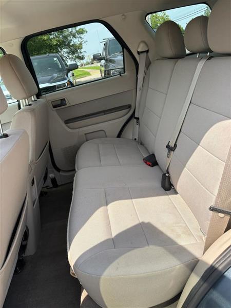 Ford Escape XLT FWD 2011