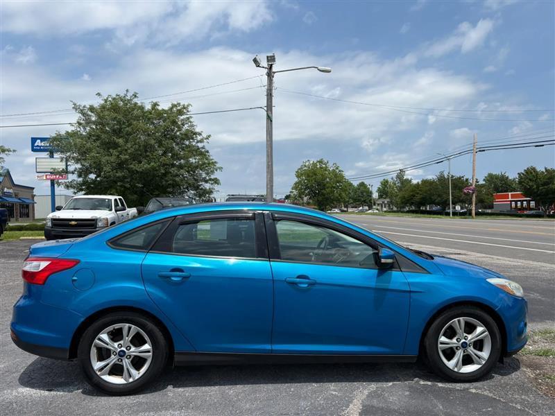 Ford Focus SE Sedan 2014