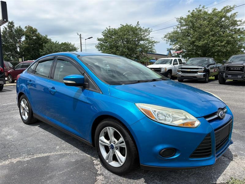 Ford Focus SE Sedan 2014