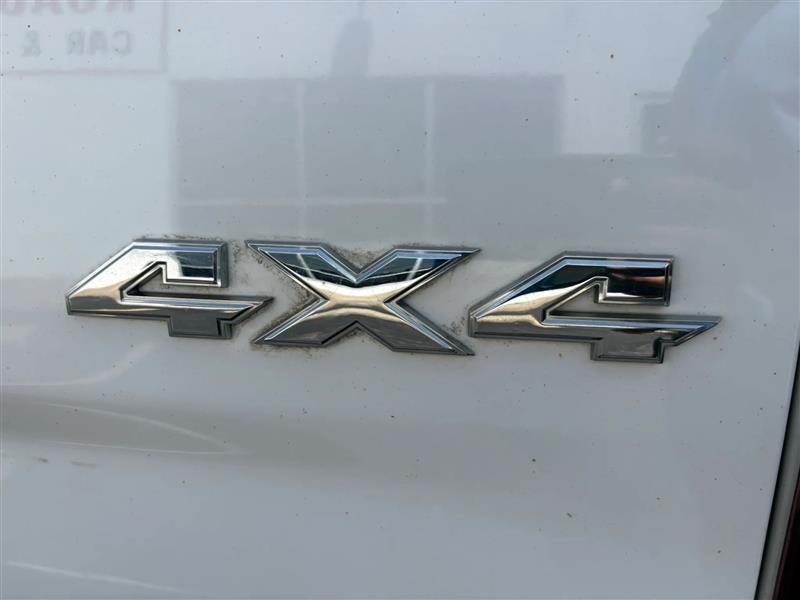 RAM 1500 SLT Crew Cab LWB 4WD 2014