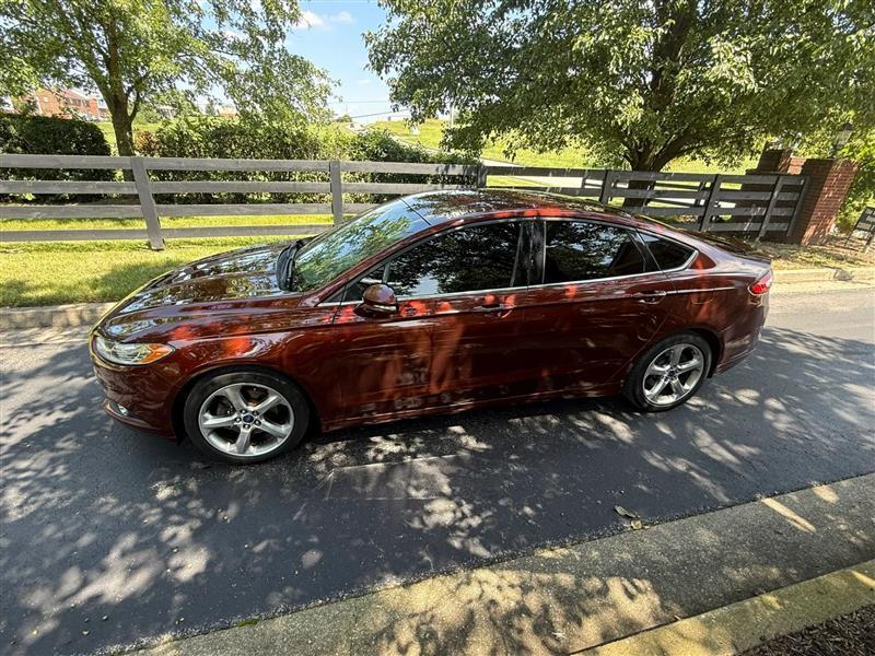 Ford Fusion SE 2015