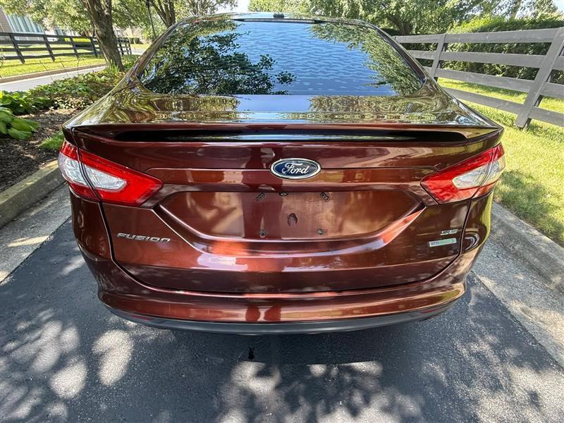 Ford Fusion SE 2015