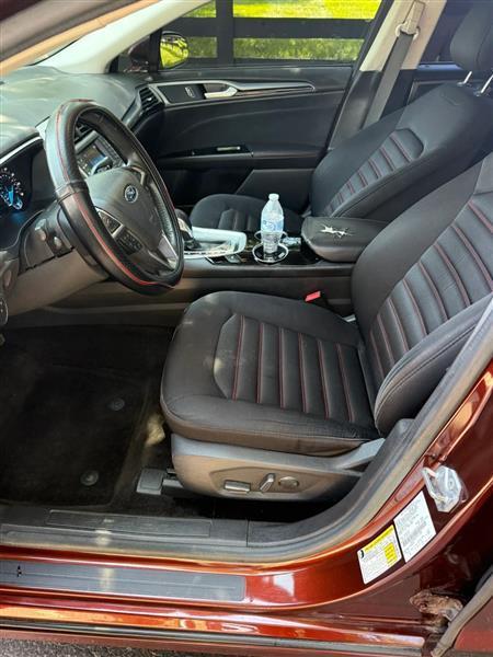 Ford Fusion SE 2015