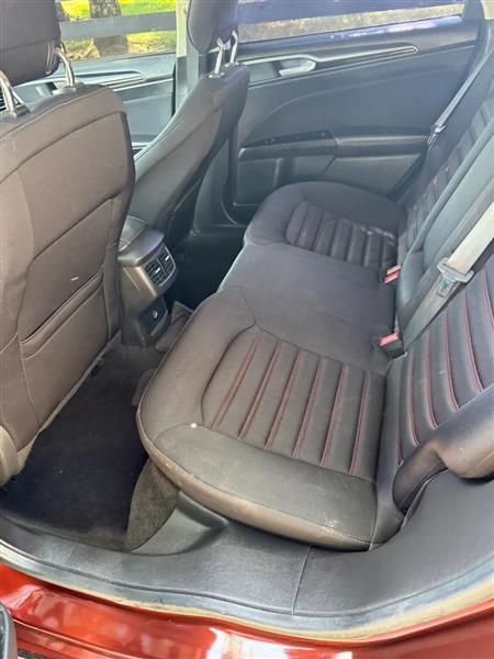Ford Fusion SE 2015