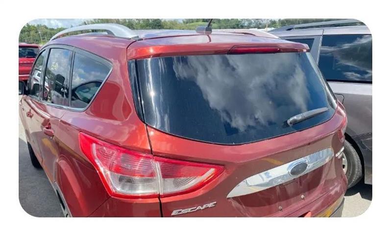 Ford Escape Titanium 4WD 2014