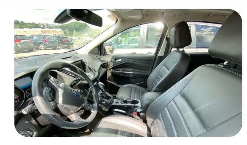 Ford Escape Titanium 4WD 2014