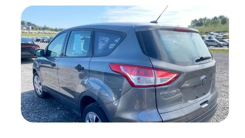 Ford Escape S FWD 2013