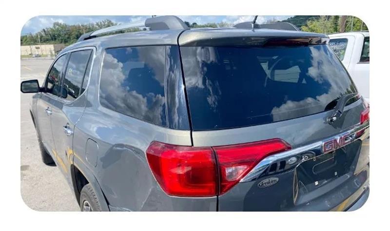 GMC Acadia Denali AWD 2018