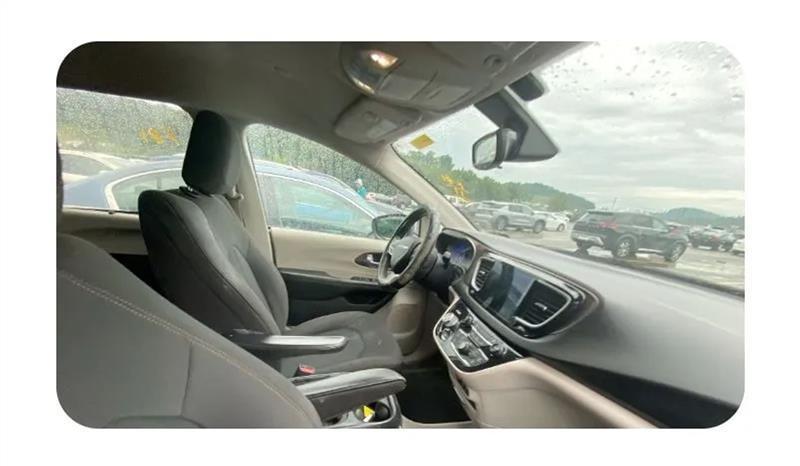 Chrysler Pacifica Touring-L 2017