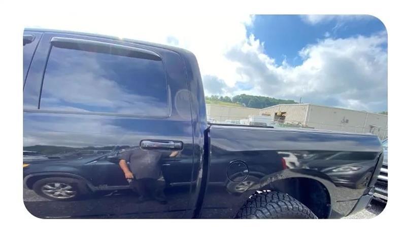 RAM 1500 SLT Crew Cab SWB 4WD 2015