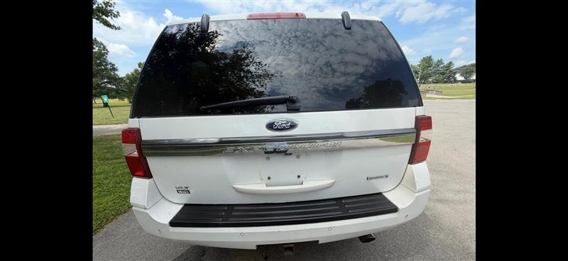 Ford Expedition XLT 4WD 2016