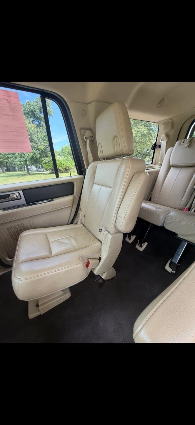 Ford Expedition XLT 4WD 2016