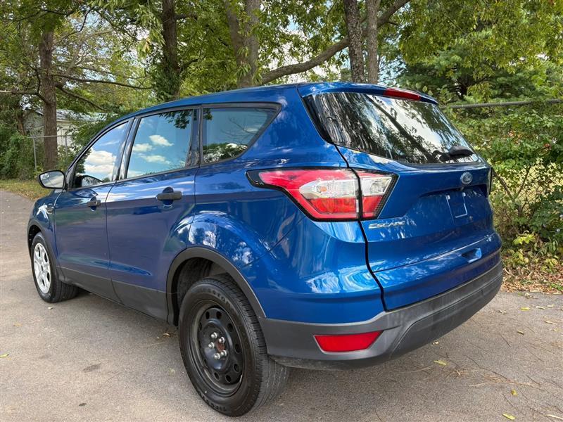Ford Escape S FWD 2018